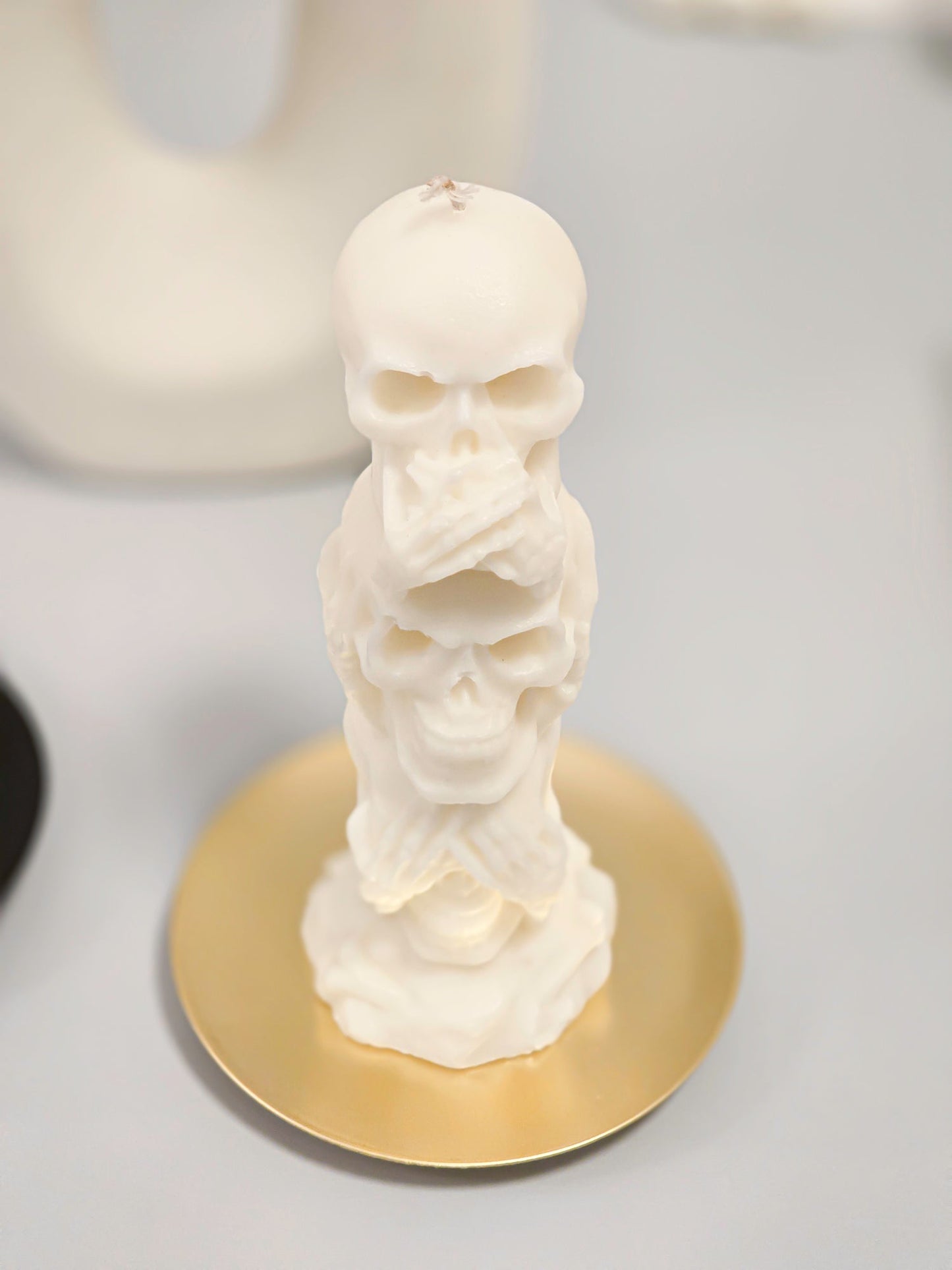 The three Wise Skulls