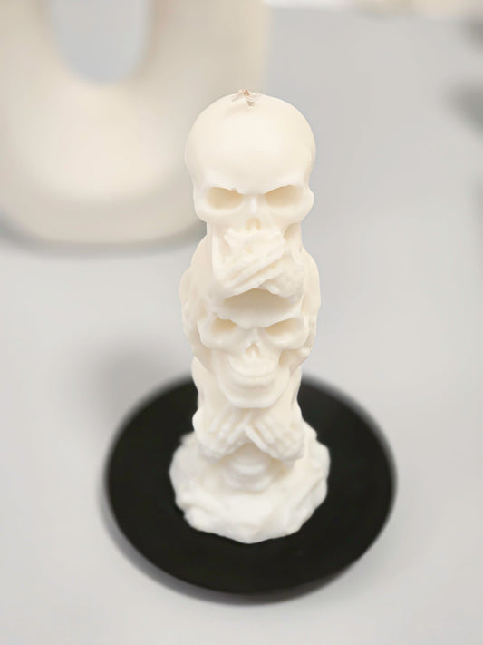 The three Wise Skulls